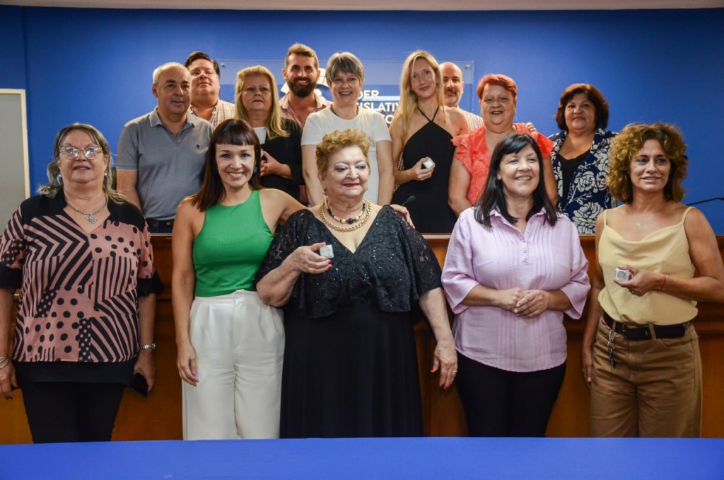 Elida Cuesta: &ldquo;Estamos orgullosos de las y los trabajadores de nuestro Poder Legislativo&rdquo;